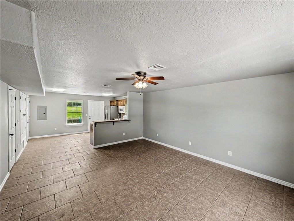 703 W Garland St #A - Photo 7 of 13