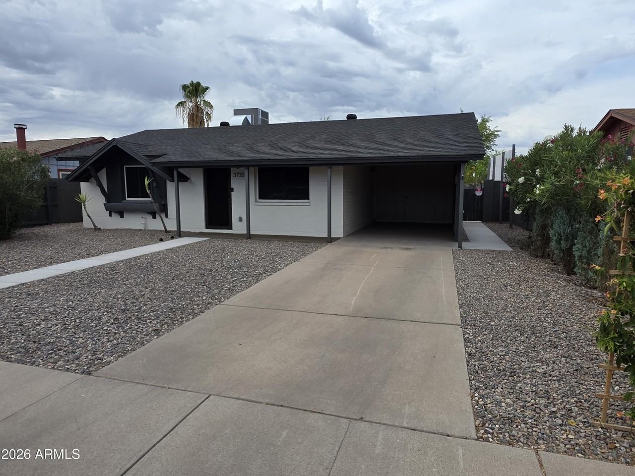 3735 E Claire Dr - Photo 2 of 25