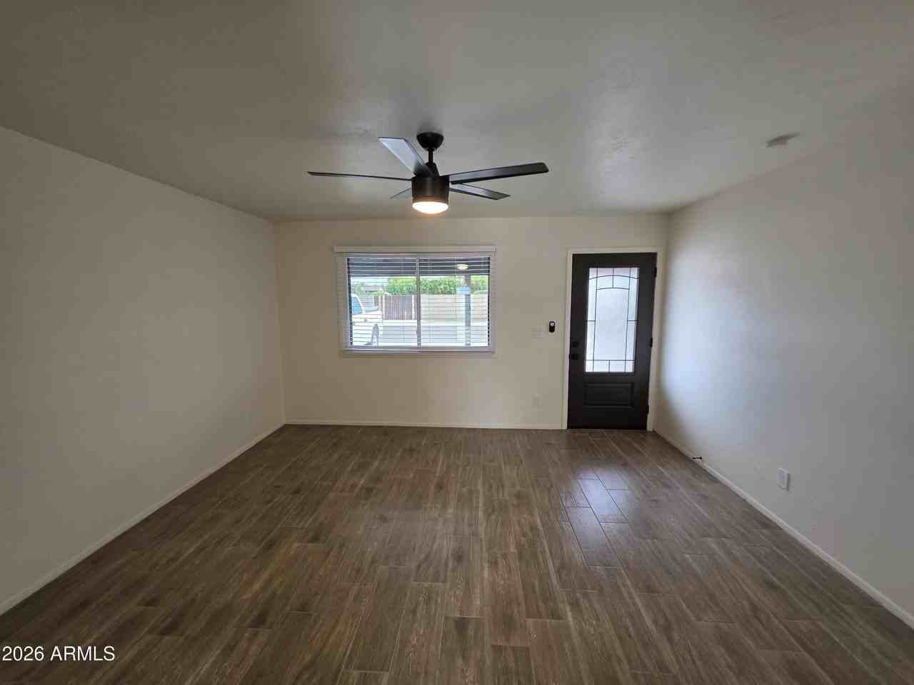 3735 E Claire Dr - Photo 4 of 25
