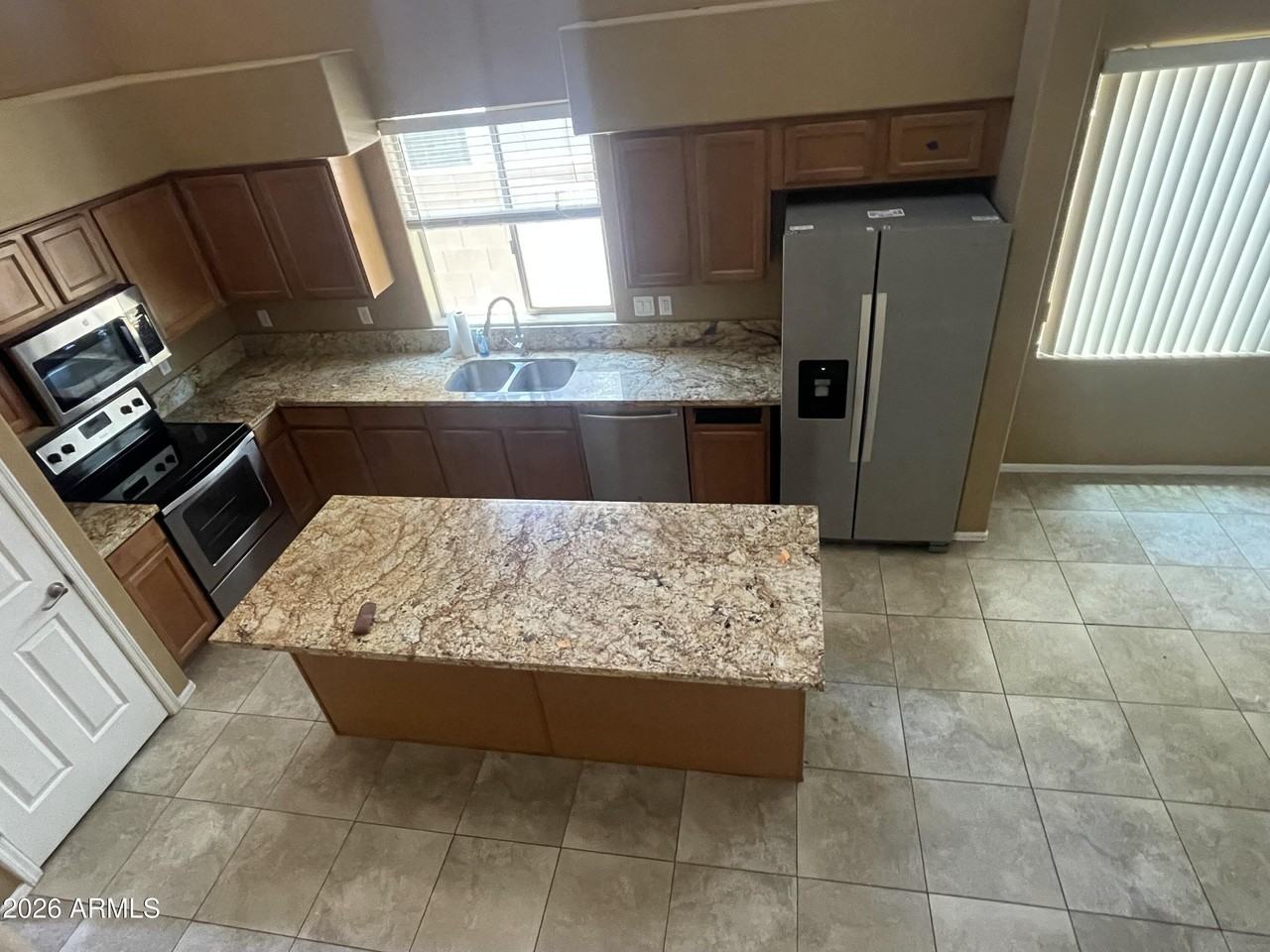 3898 S Stallion Dr - Photo 5 of 25