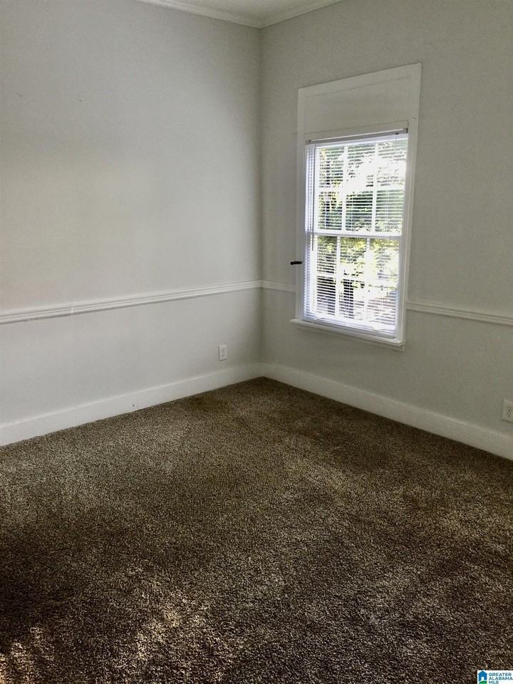 1412 Smolian Pl #B - Photo 7 of 10