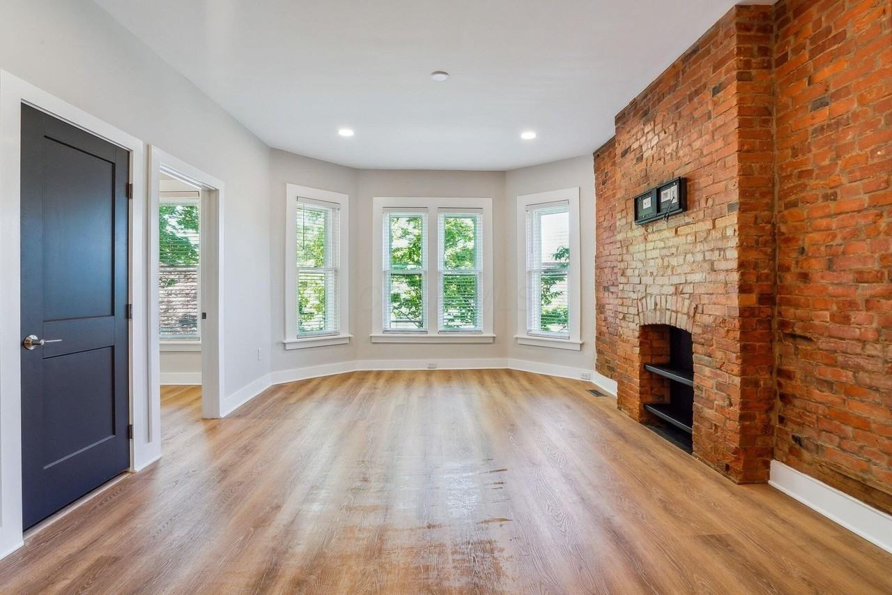 1386 Neil Ave #1-2 - Photo 6 of 20