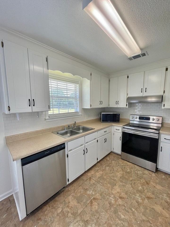 119 Blake Dr - Photo 6 of 20