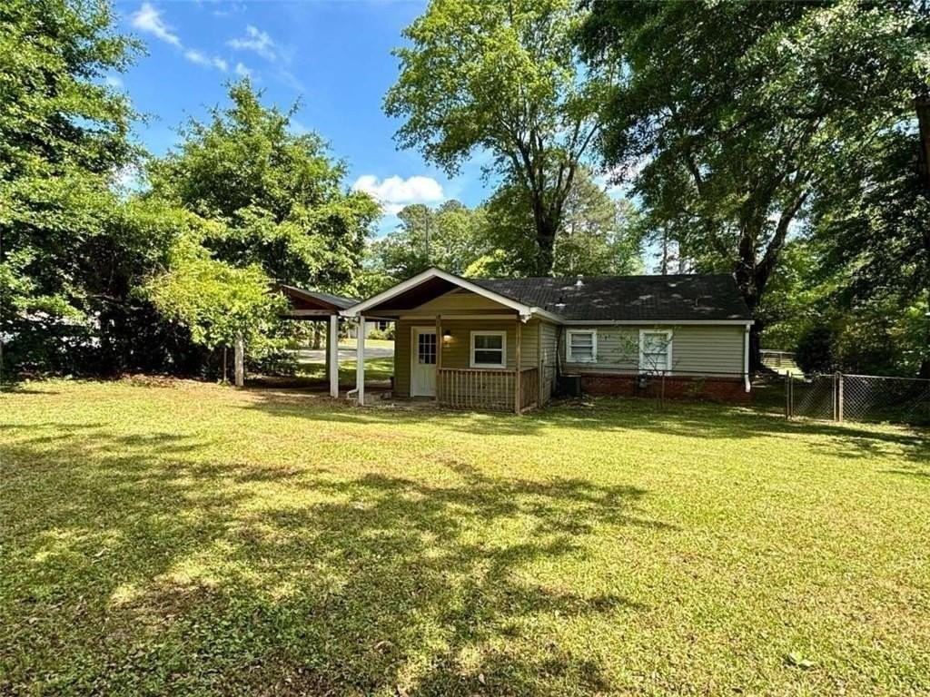 609 San Fernando Dr Se - Photo 3 of 3