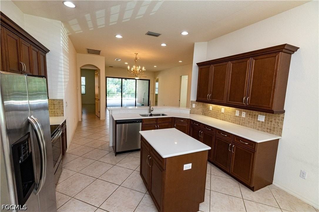 11108 Esteban Dr - Photo 6 of 50