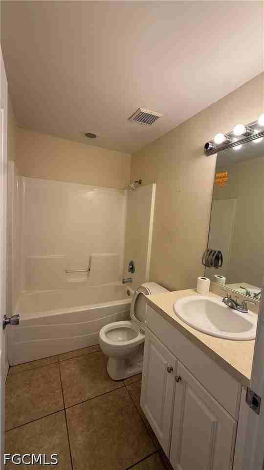 202 Hightower Ave S - Photo 7 of 17