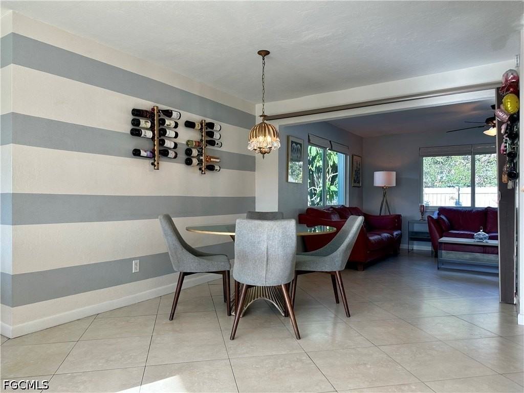 1495 Cranville Sq - Photo 4 of 24