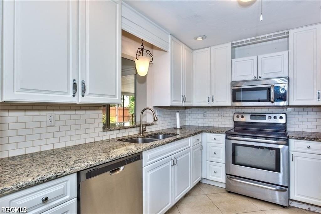 1495 Cranville Sq - Photo 6 of 24