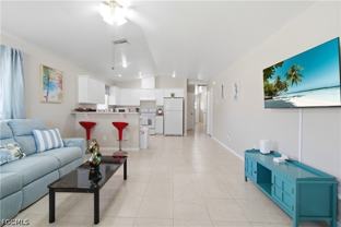 1712 Sw Santa Barbara Pl - Photo 1 of 1