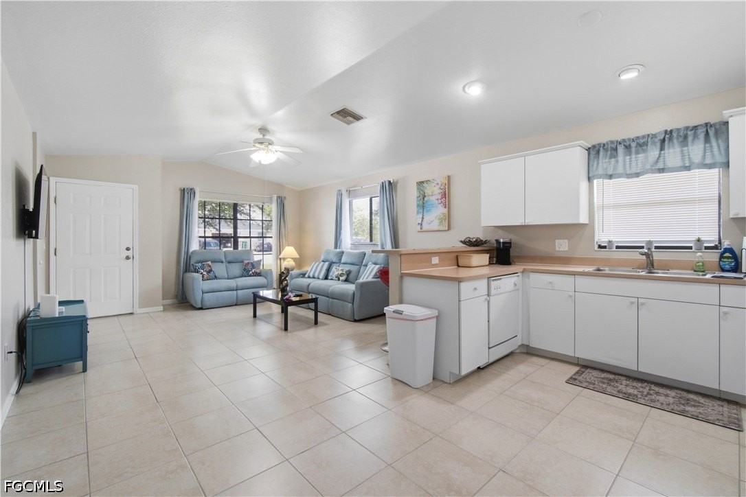 1712 Sw Santa Barbara Pl - Photo 7 of 16