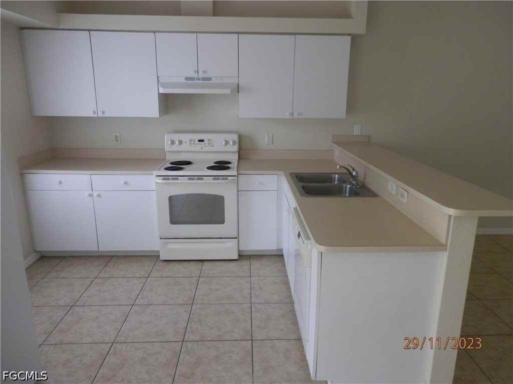 2410 Ne 6th St - Photo 3 of 20