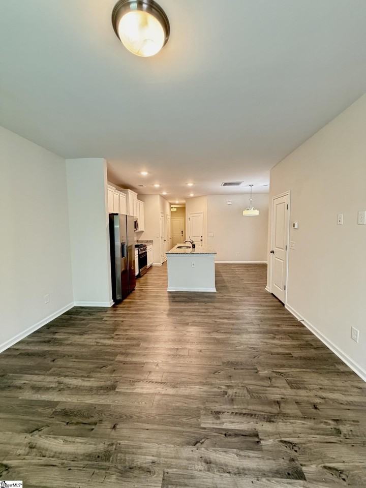 111 Norse Creek Dr - Photo 5 of 21