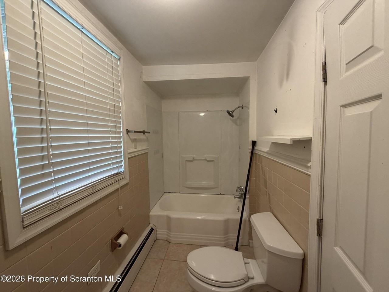829 831 Albert Street - Photo 4 of 14