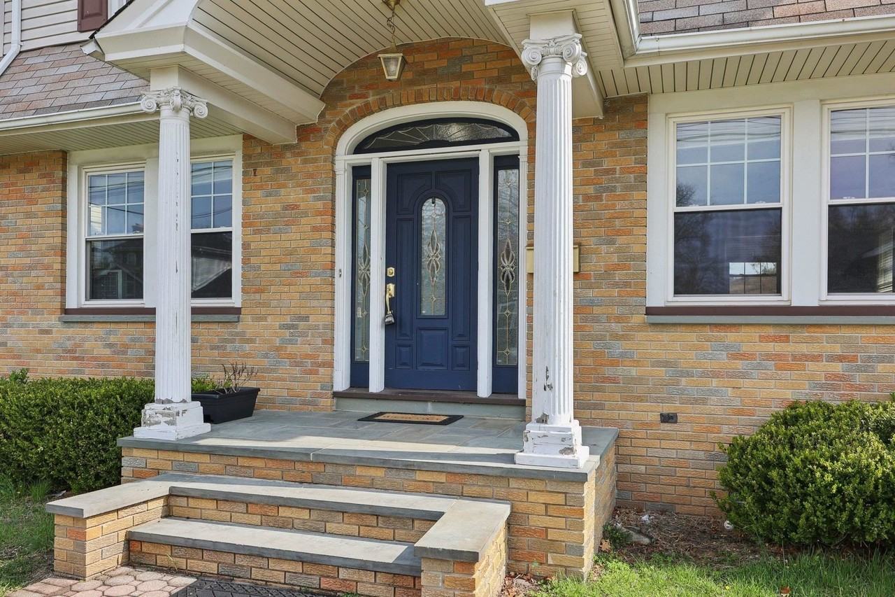 48 Marinus St - Photo 4 of 46
