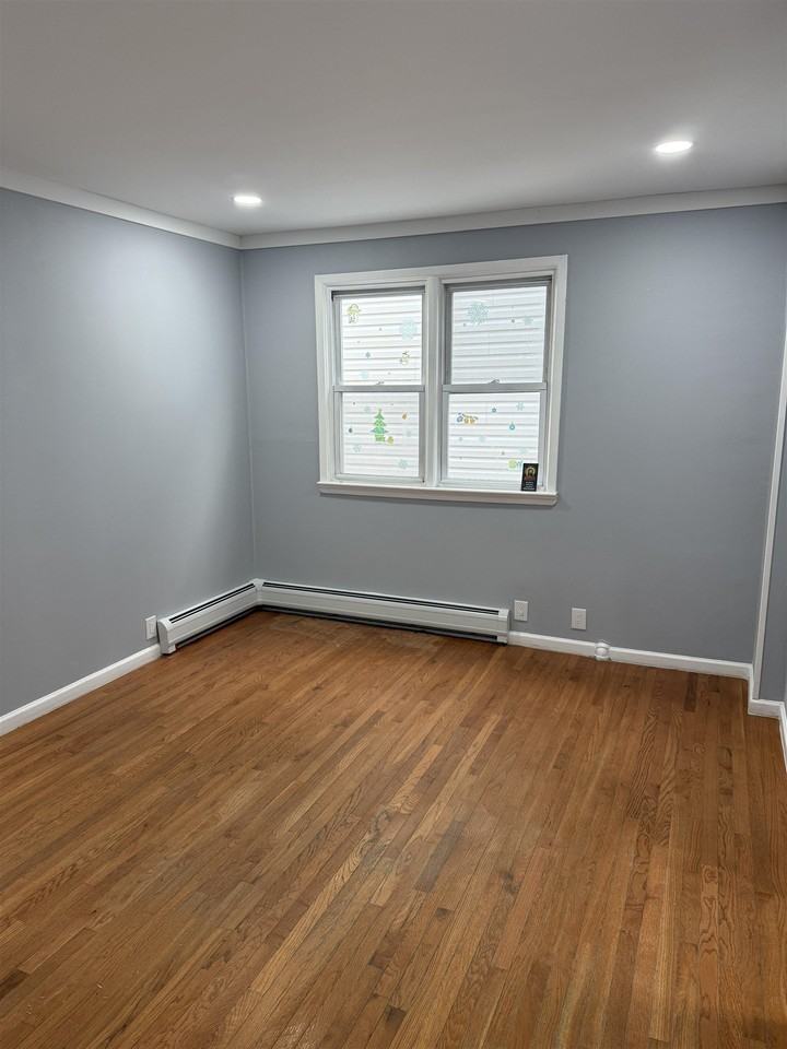 188 Prospect Ave #1 - Photo 5 of 9
