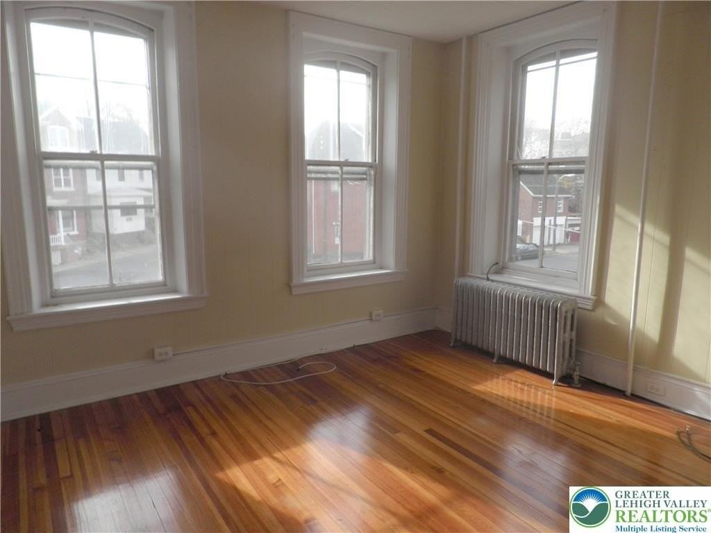 731 Lehigh St #2W - Photo 4 of 7