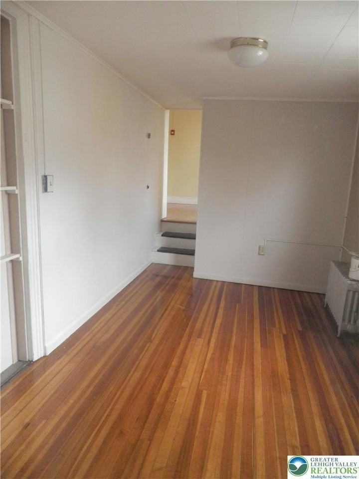 731 Lehigh St #2W - Photo 7 of 7