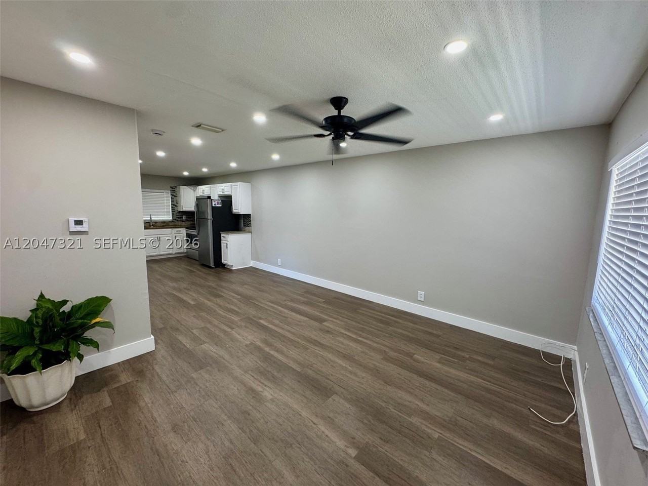 5410 Nw 16th St #1 - Photo 2 of 15