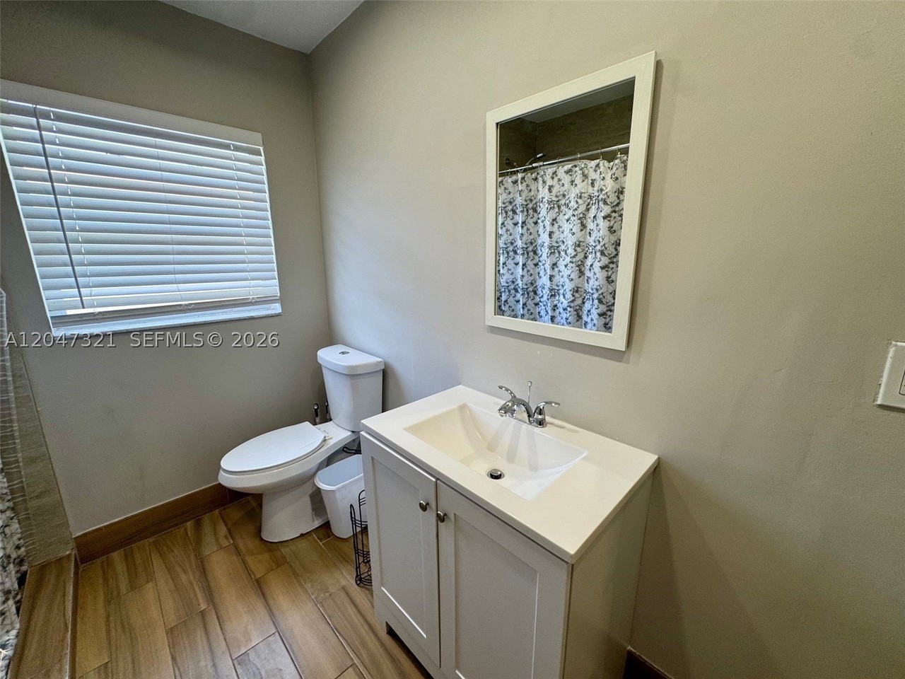 5410 Nw 16th St #1 - Photo 7 of 15