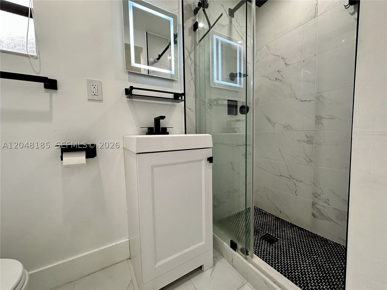 1309 Nw 55th Ter - Photo 6 of 20