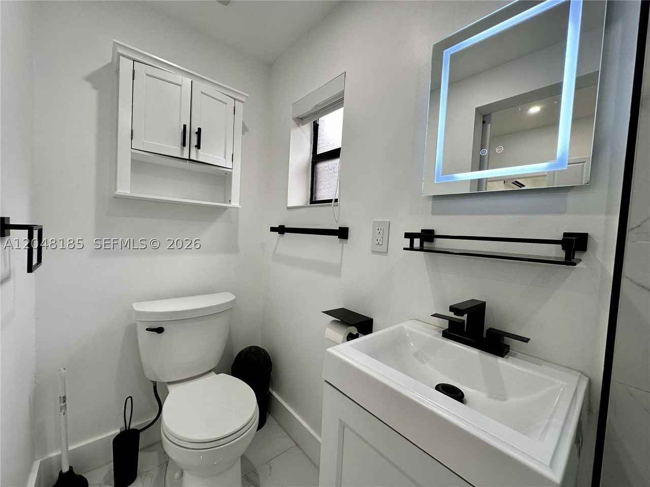 1309 Nw 55th Ter - Photo 7 of 20