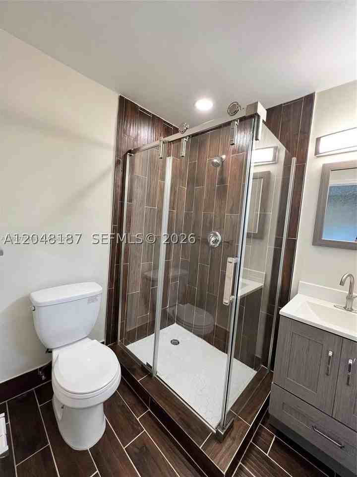 2130 Funston St #2130 - Photo 5 of 8