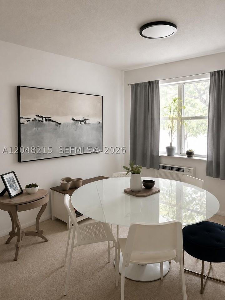 3501 Van Buren St #6 - Photo 2 of 4
