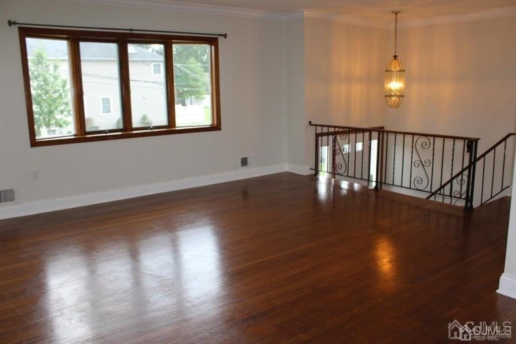 82 Washington Ave - Photo 4 of 38