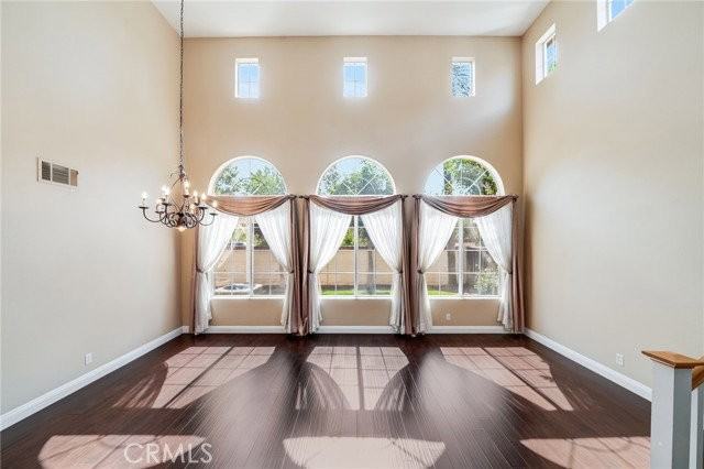 11761 Fricker Ave - Photo 3 of 8