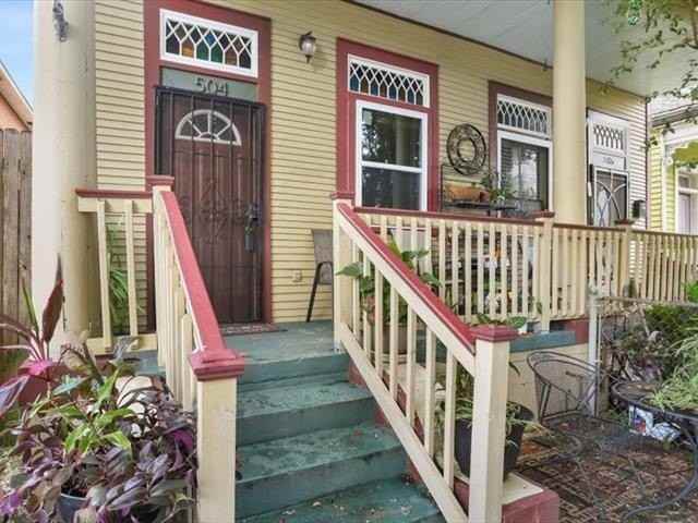 504 Diana St - Photo 2 of 14