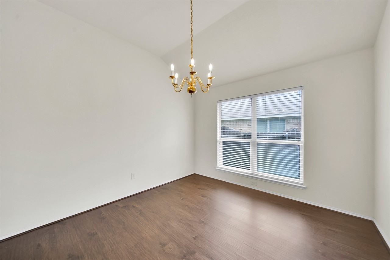 4221 Fiste - Photo 6 of 26