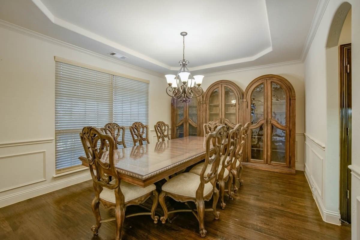 13038 Montfair Blvd - Photo 5 of 26