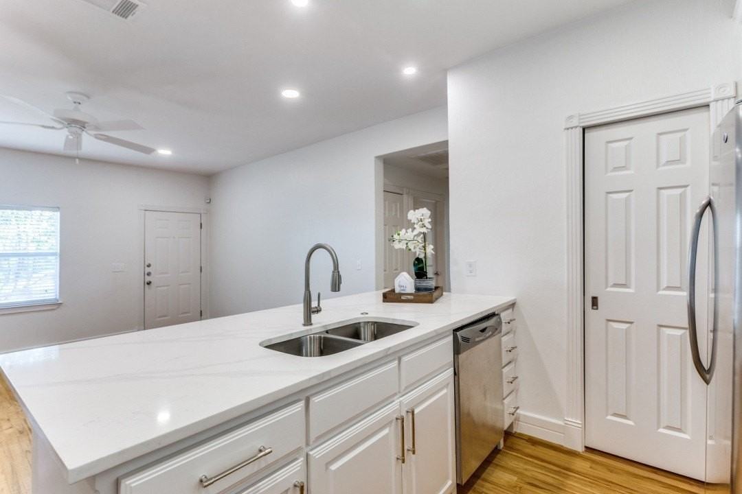 2800 Parmer Ave #5 - Photo 7 of 13