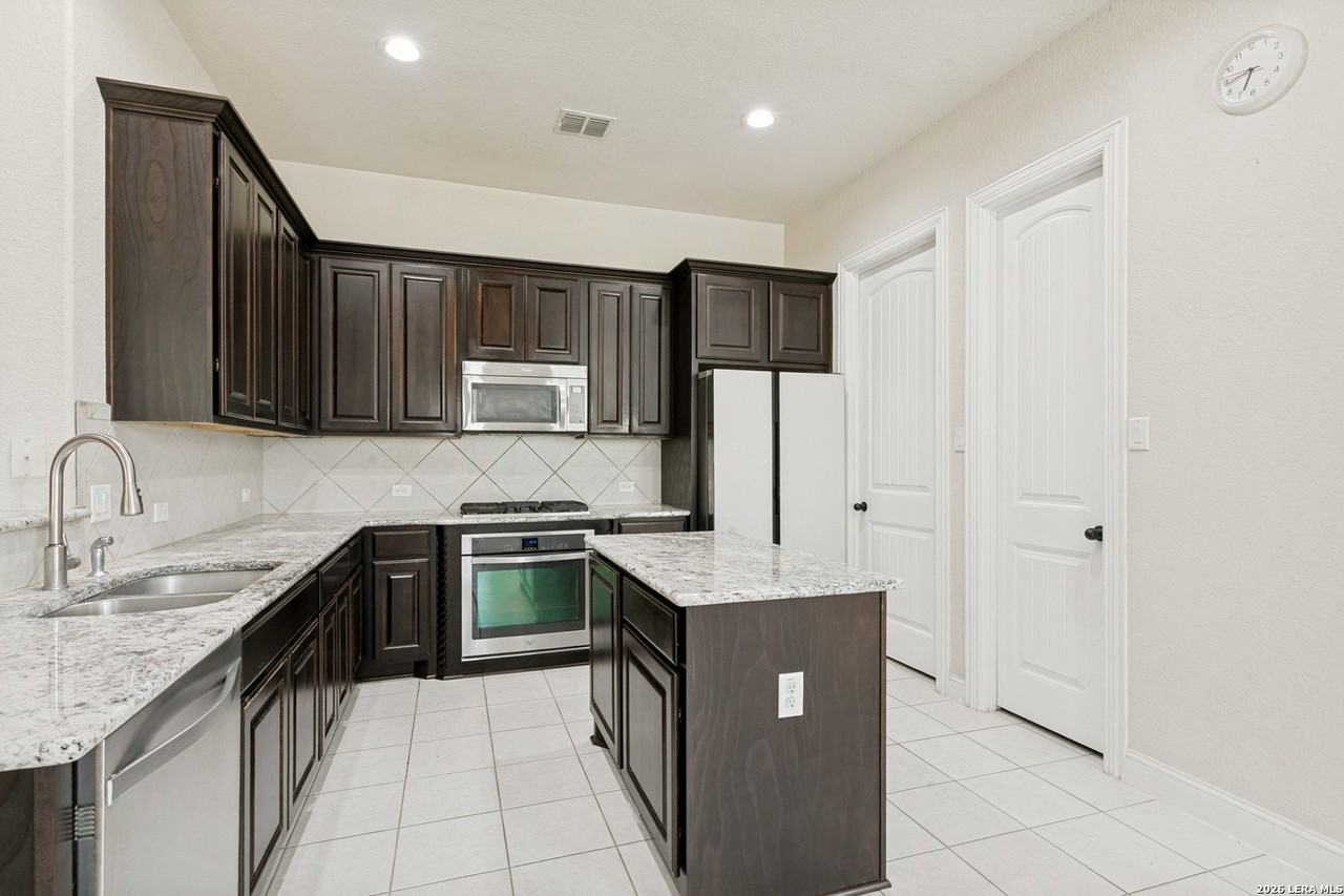 24738 Rising Hl - Photo 4 of 25