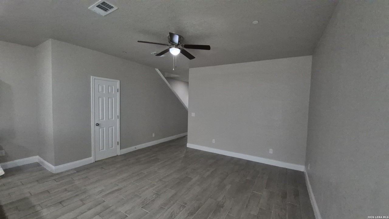 13211 Reid Mdws - Photo 7 of 31