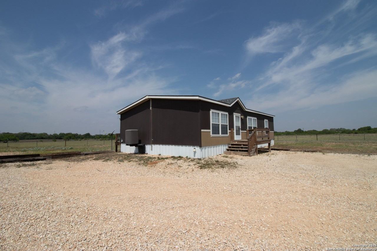 254 County Road 406 - Photo 6 of 20