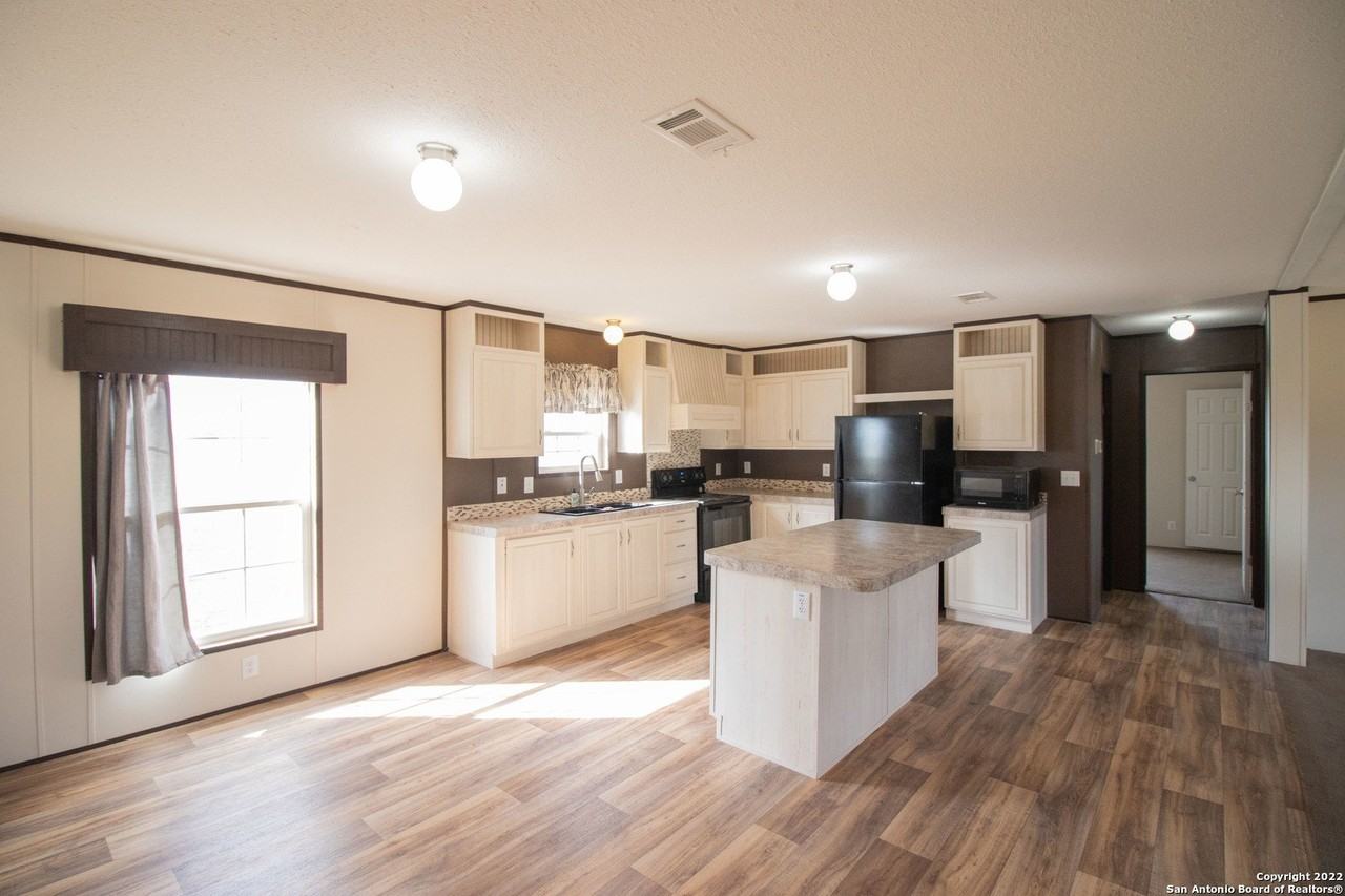 254 County Road 406 - Photo 7 of 20