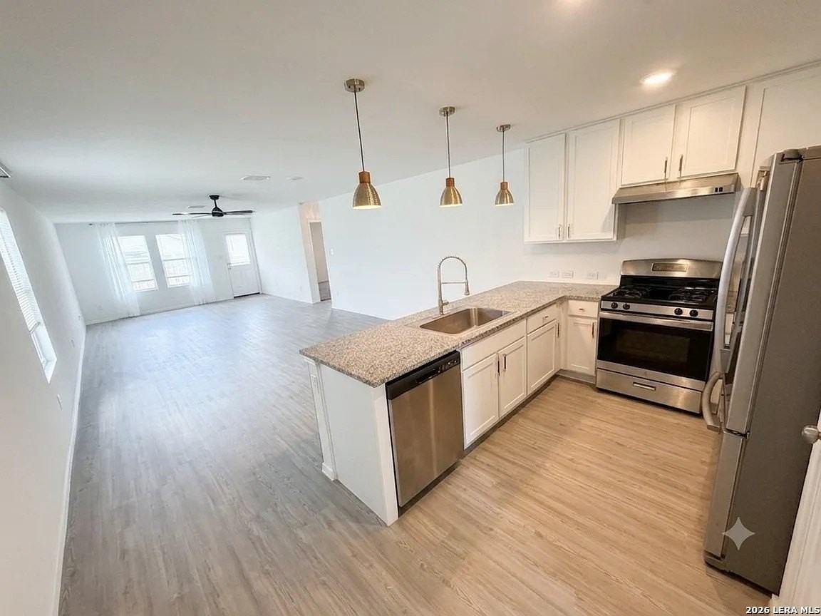5410 Daphne Path - Photo 4 of 12