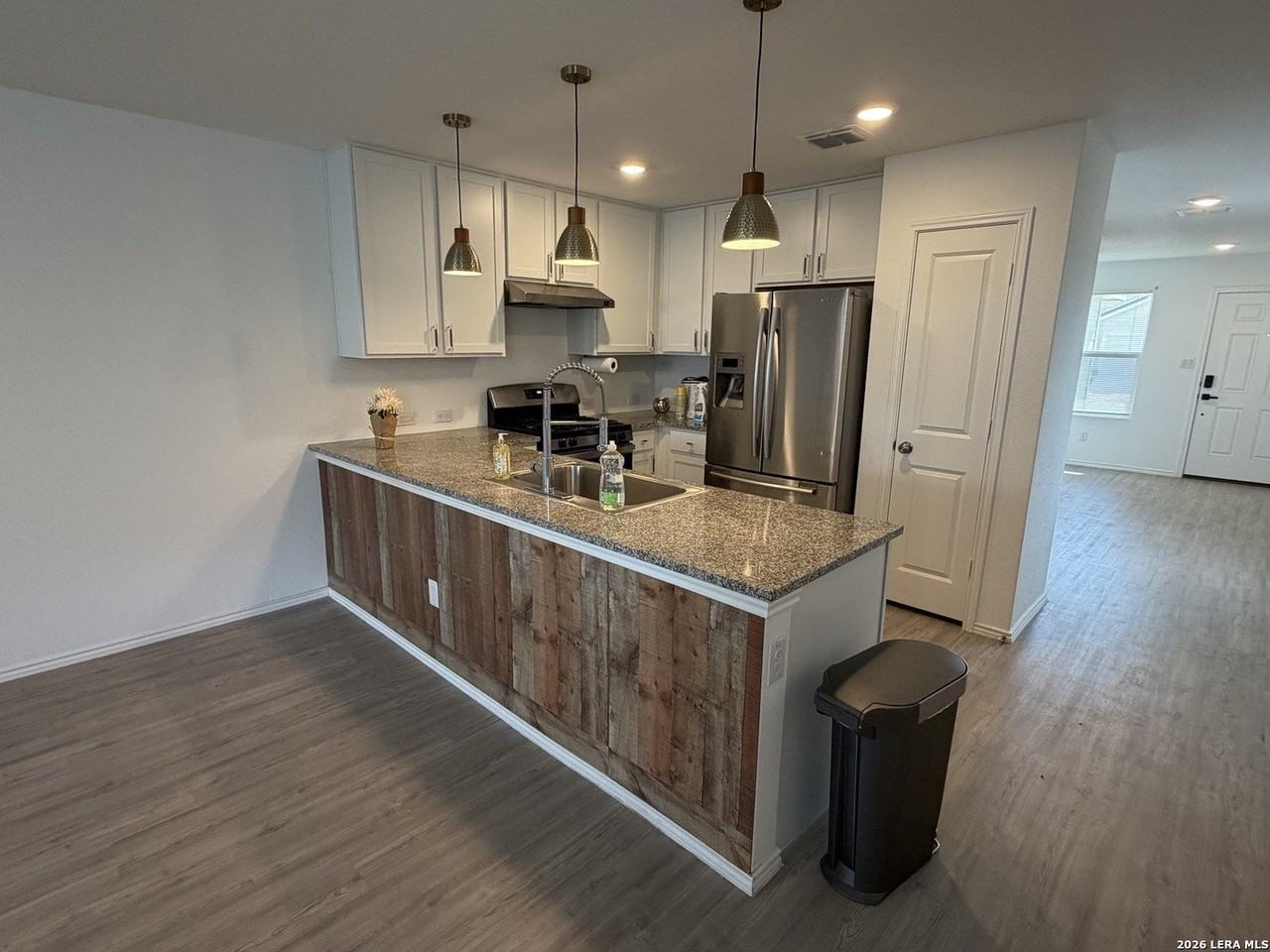 5410 Daphne Path - Photo 5 of 12