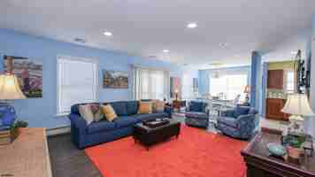featured image of 10 N Adams Ave #3