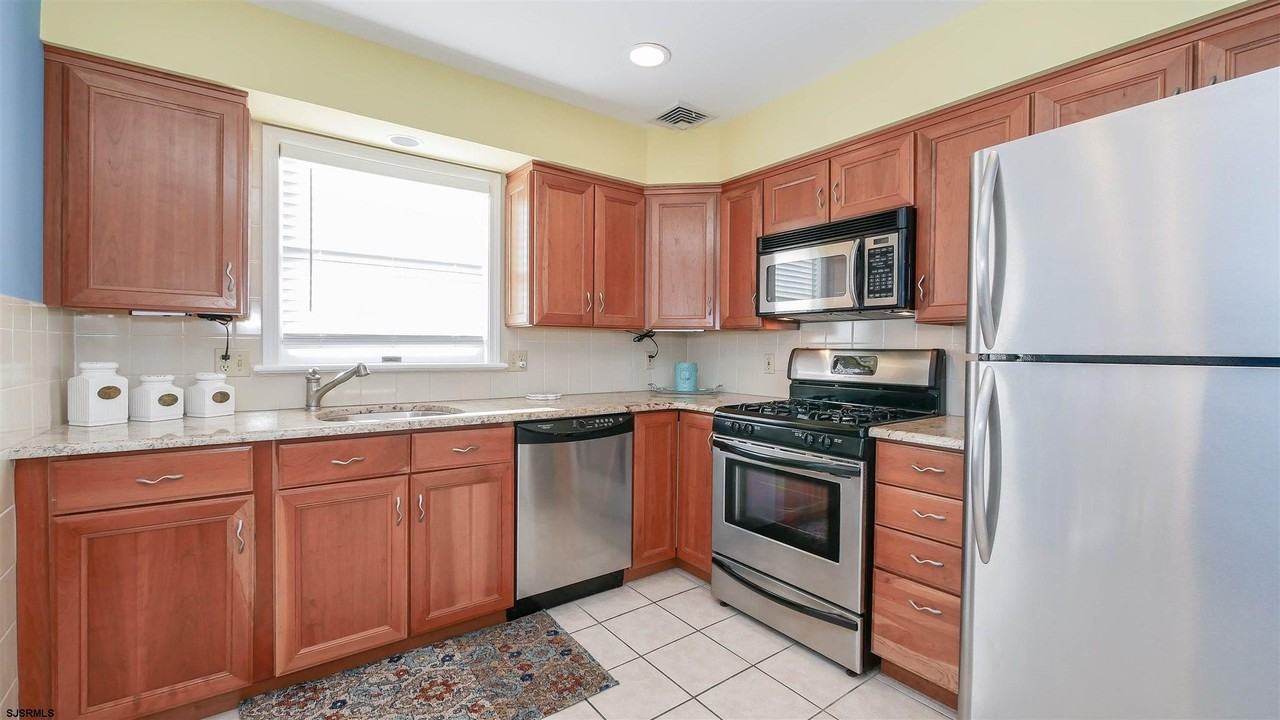 10 N Adams Ave #3 - Photo 5 of 19