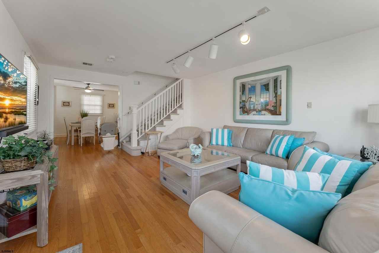 4 S Brunswick Ave - Photo 5 of 36