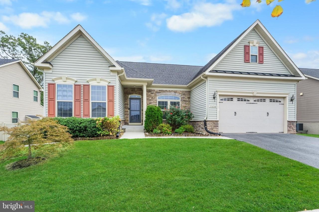 7570 Arundel Woods Dr - Photo 5 of 50