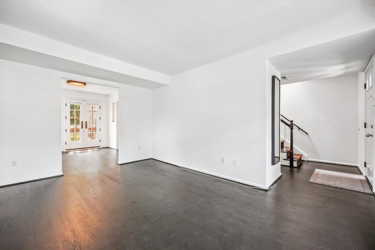 6705 Hillandale Rd - Photo 4 of 35