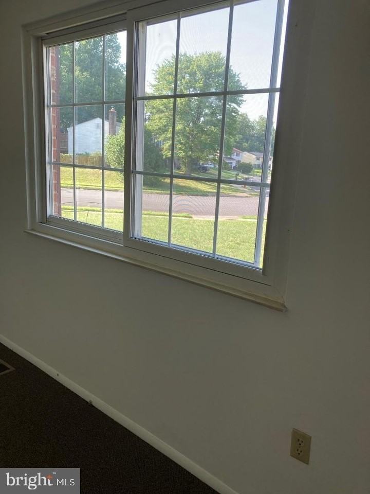 4326 Rolling Stone Way - Photo 4 of 13
