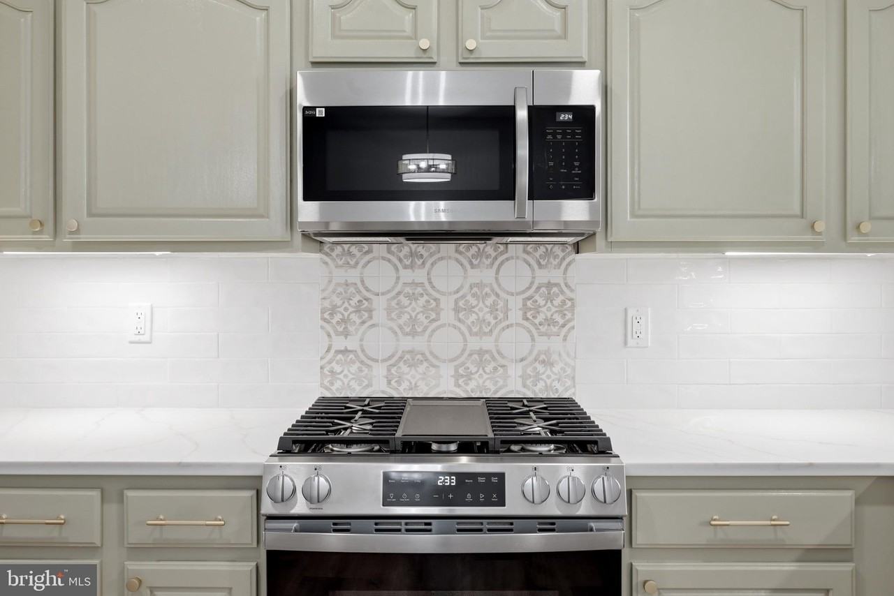 8972 Benchmark Ln - Photo 7 of 44
