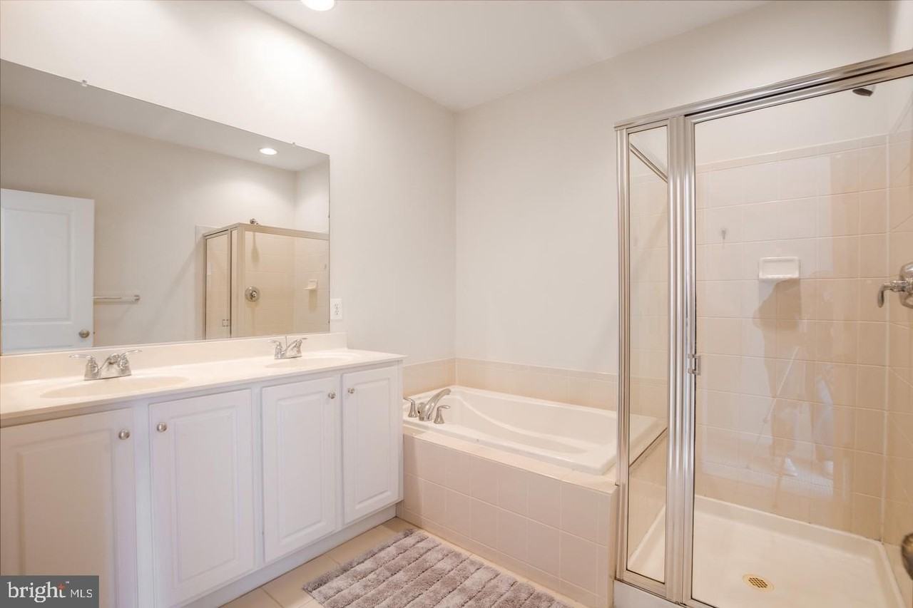 7969 Crescent Park Dr - Photo 6 of 10