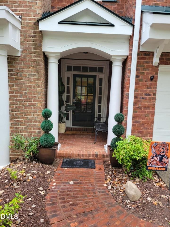4044 Barton Park Pl - Photo 2 of 20