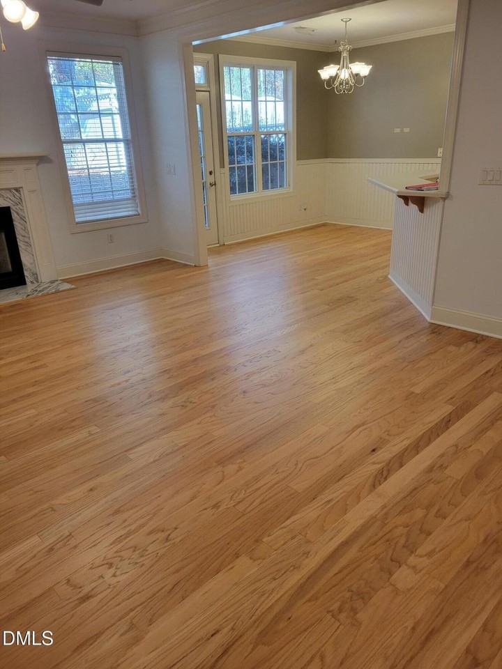 4044 Barton Park Pl - Photo 7 of 20