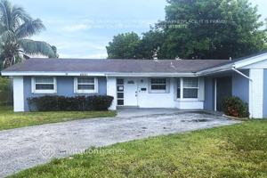 featured image of 4851 Nw 6th St